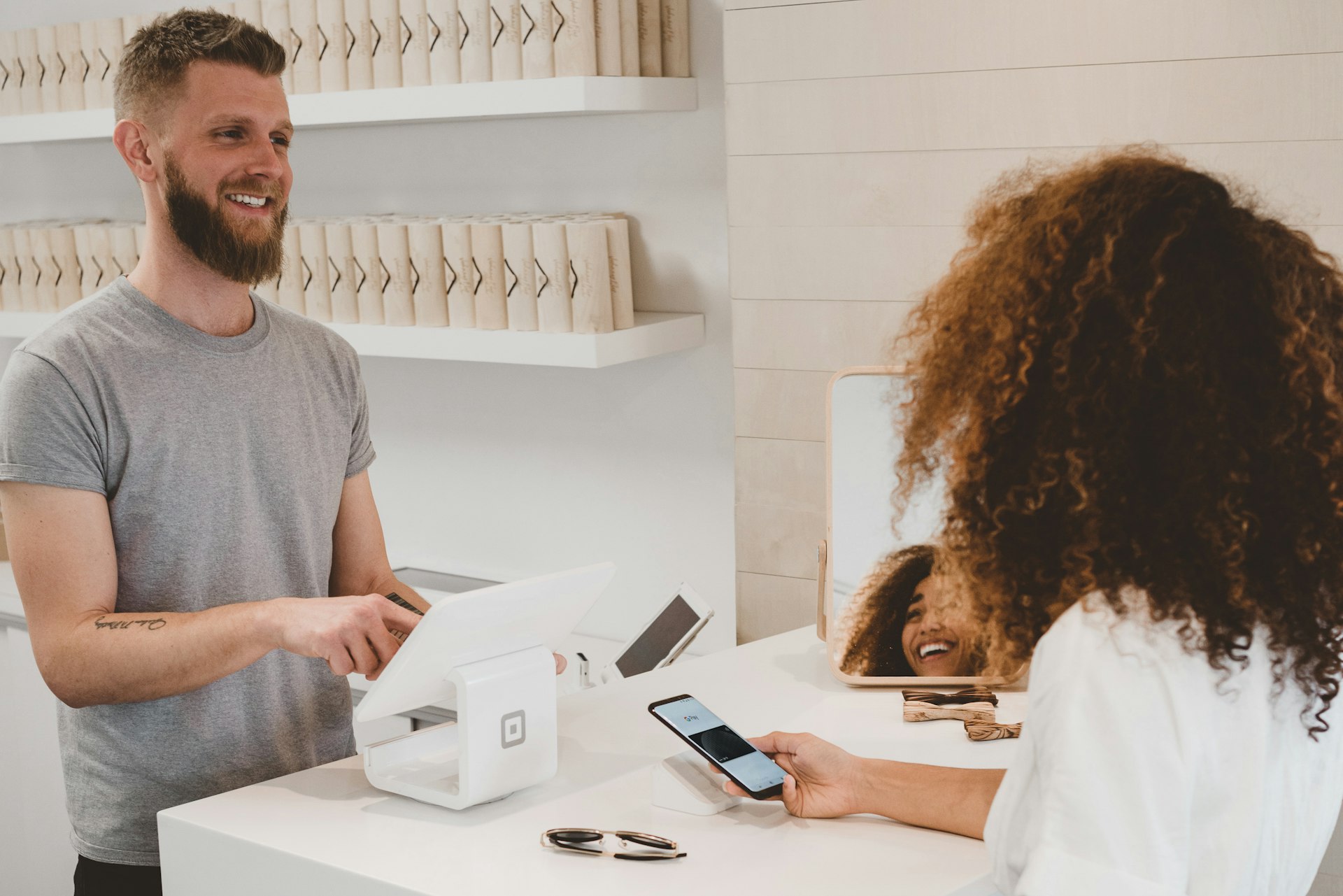 How Customer Engagement Drives Brand Loyalty: Strategies, Examples, and Step-by-Step Guidance